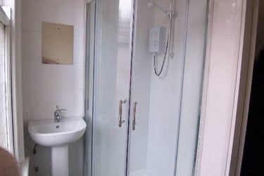 10 bed house, Lake street, Forest park, Nottingham, NG74BT - Image 2